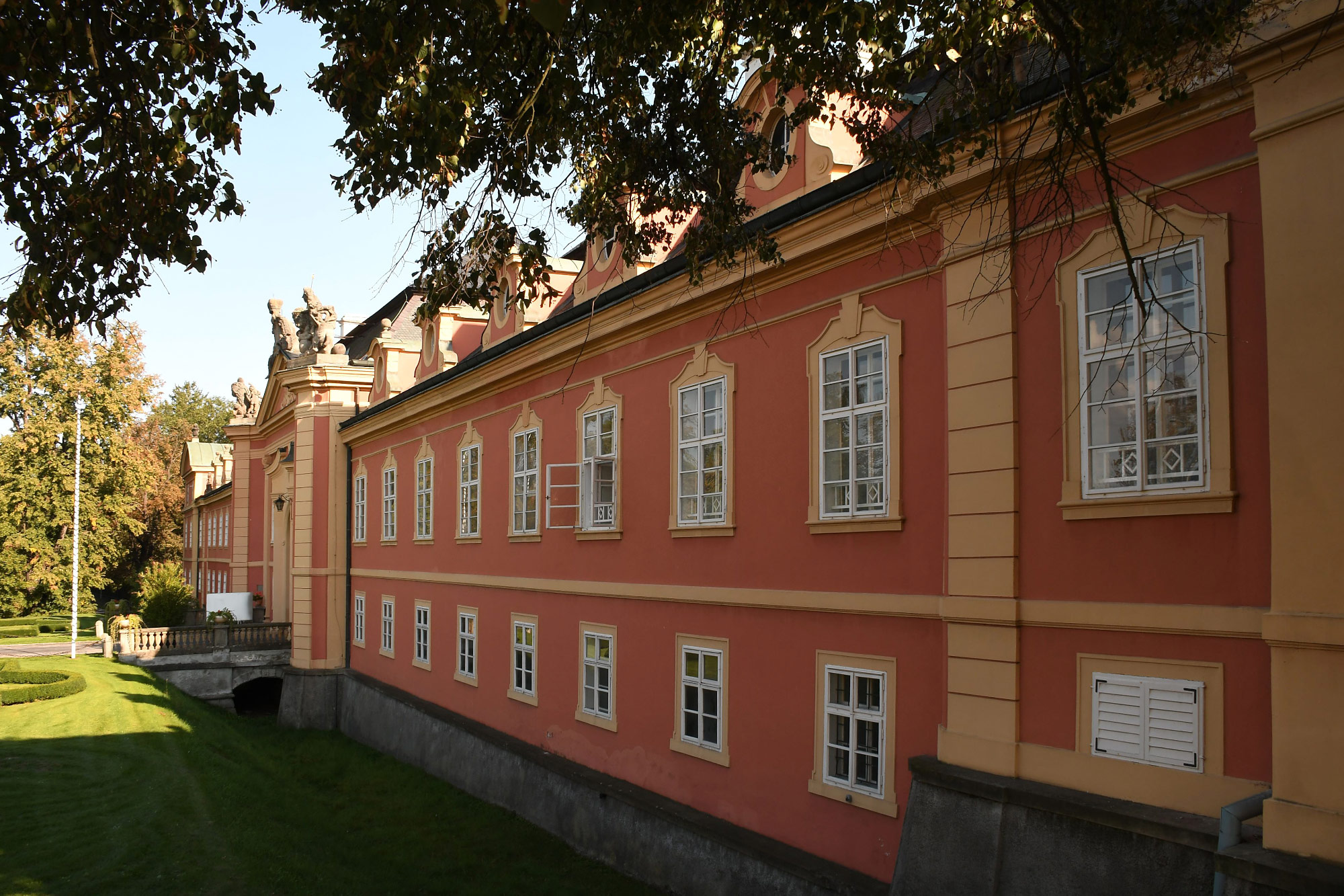 Dobříš (deutsch Doberschich) (Photo license: CC BY 2.0)